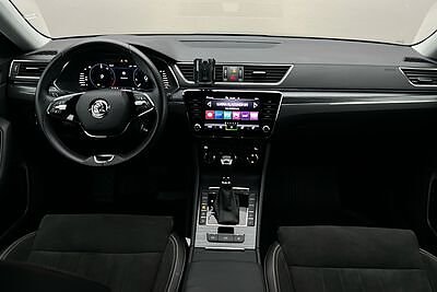 Skoda Superb 3 of 3