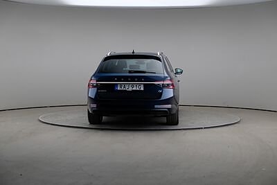 Skoda Superb 2 of 3
