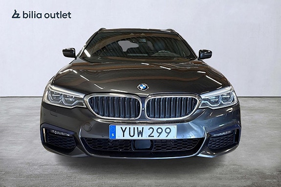 BMW 520d 4 of 5