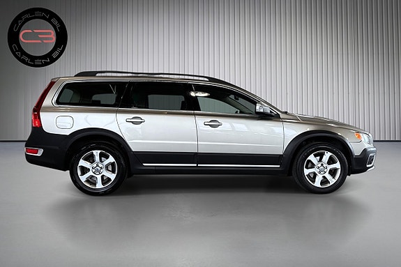 Volvo XC70 4 of 18