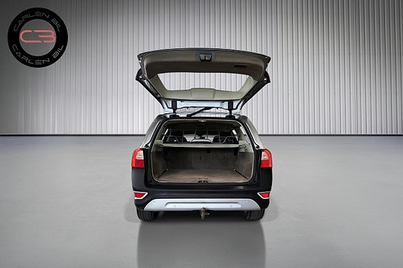 Volvo XC70 18 of 18