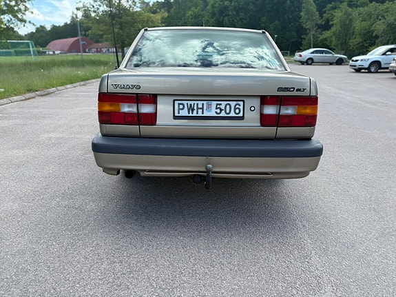 Volvo 850 3 of 5