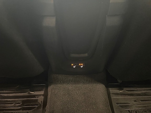 Volvo V40 21 of 21