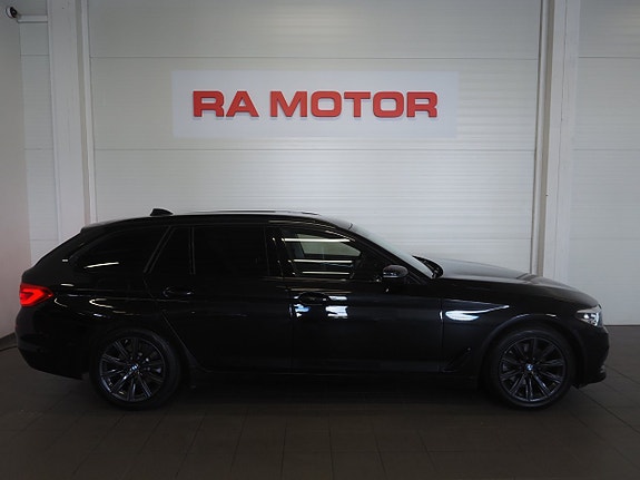 BMW 520d 4 of 5
