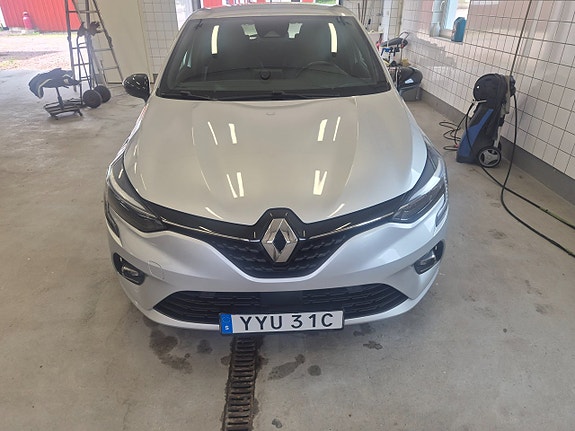 Renault Clio 3 of 5