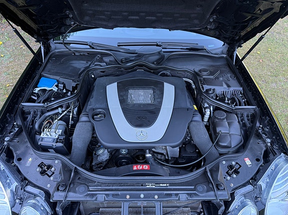 Mercedes-Benz E350 5 of 5