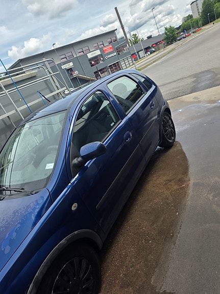 Opel Corsa 4 of 5