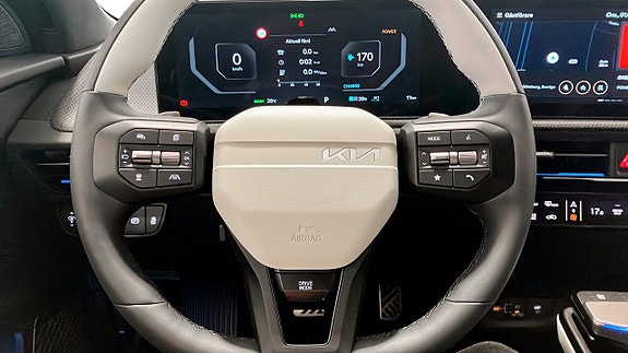 Kia EV6 10 of 16