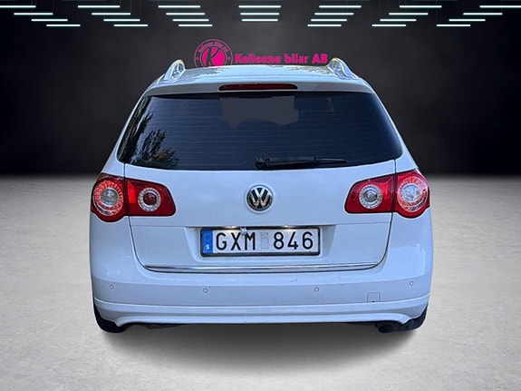 Volkswagen Passat 6 of 21