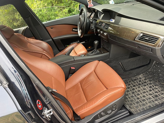 BMW 525d 5 of 8