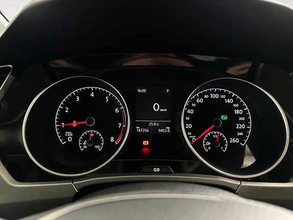 Volkswagen Touran 13 of 26