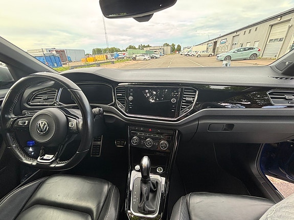Volkswagen T-Roc 5 of 5