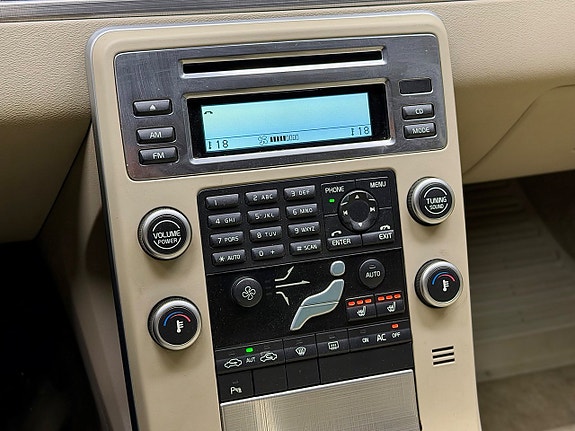 Volvo V70 22 of 22