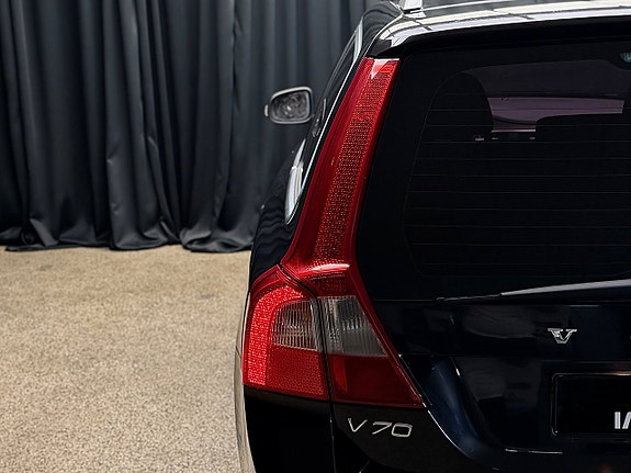 Volvo V70 11 of 22