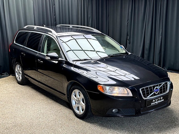 Volvo V70 6 of 22