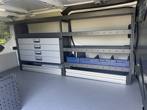 Ford Transit Custom 9 of 20