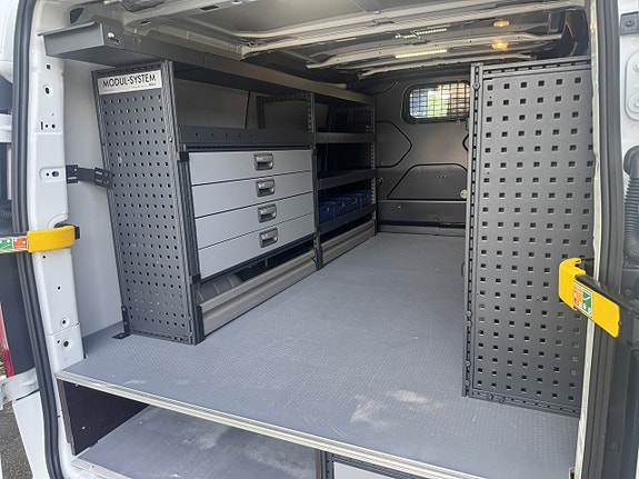 Ford Transit Custom 15 of 20