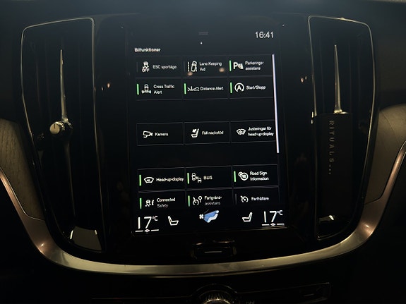 Volvo V60 11 of 22