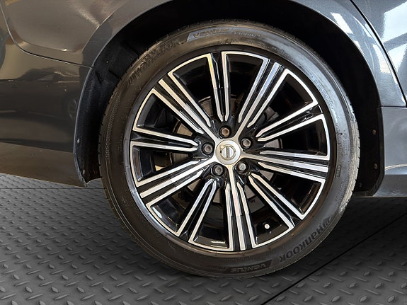 Volvo V60 20 of 22