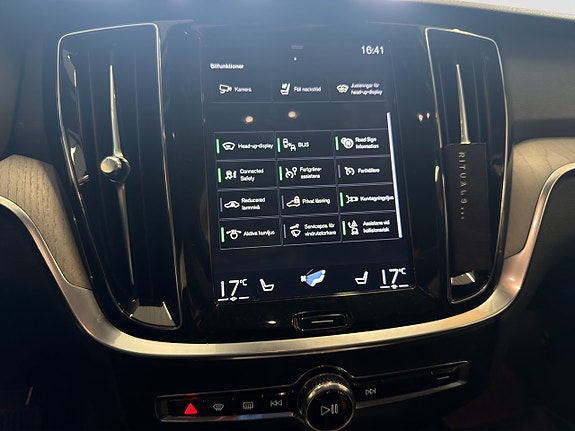 Volvo V60 12 of 22