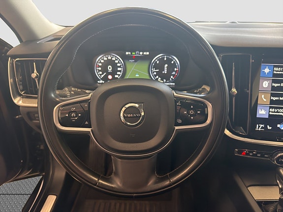 Volvo V60 9 of 22
