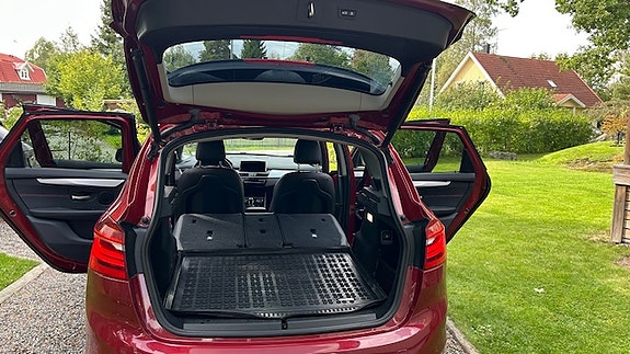 BMW 225i 11 of 11