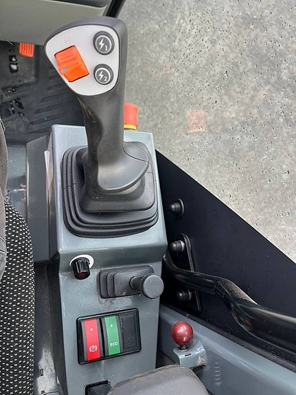 Weidemann 1190E 12 of 14