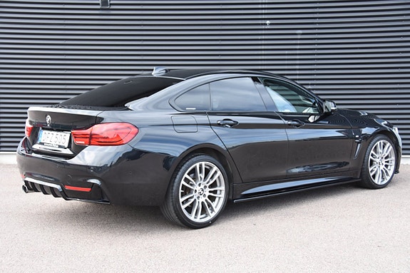 BMW 430i 8 of 17