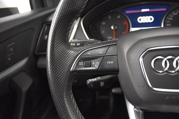 Audi Q5 9 of 21