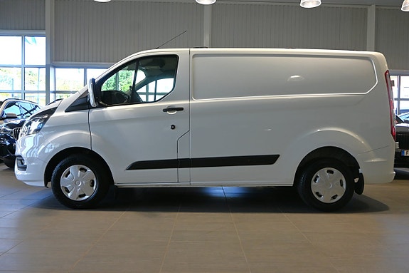 Ford Transit Custom 2 of 5