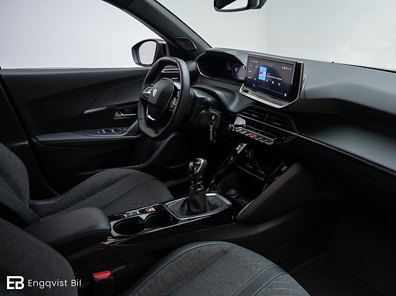 Peugeot 2008 29 of 30