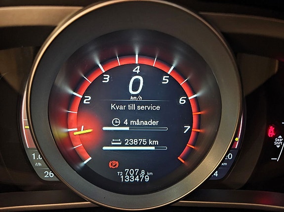 Volvo V40 20 of 27