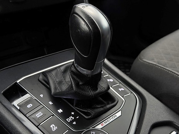 Volkswagen Tiguan 24 of 30