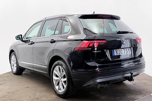 Volkswagen Tiguan 8 of 30