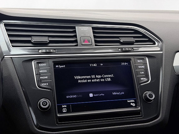 Volkswagen Tiguan 20 of 30