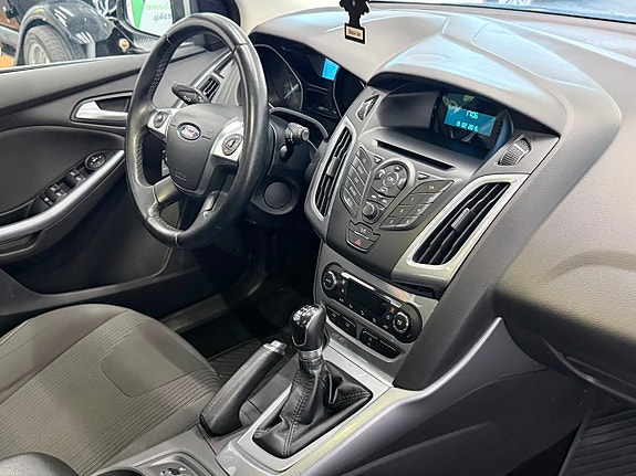 Ford Focus 5 of 13