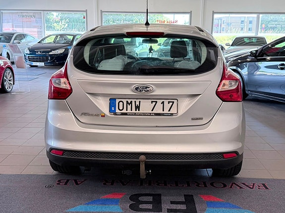 Ford Focus 12 of 13