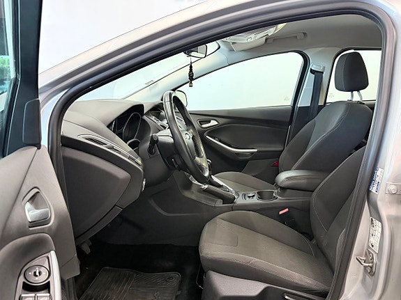 Ford Focus 7 of 13