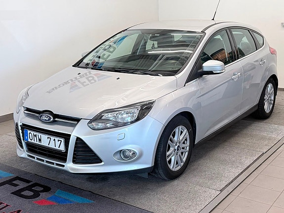 Ford Focus 2 of 13