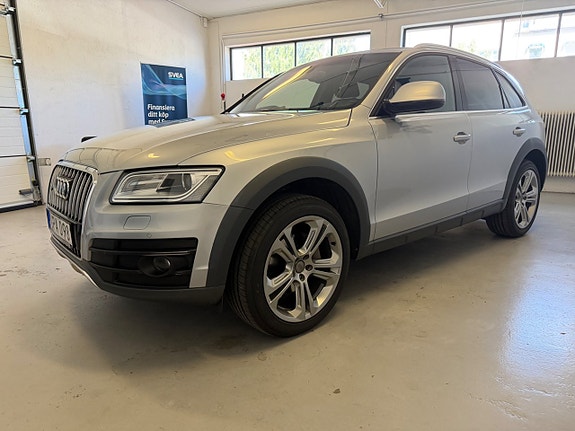 Audi Q5 2 of 13