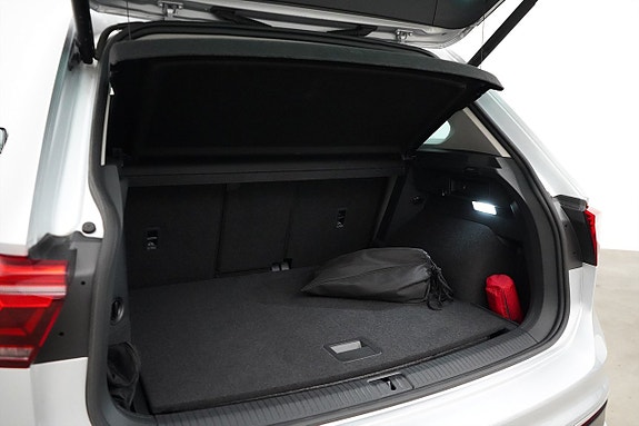 Volkswagen Tiguan 18 of 23