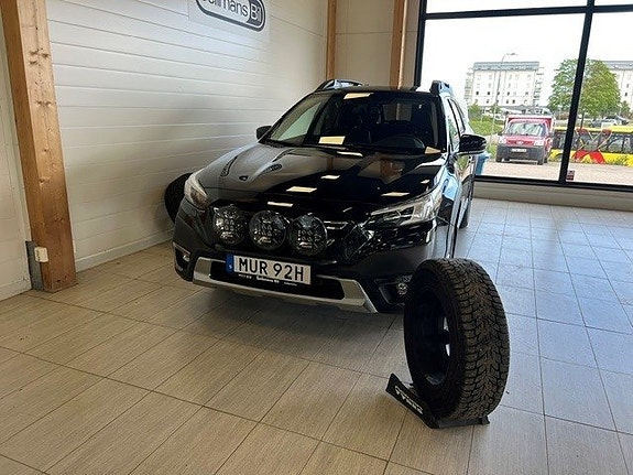 Subaru Outback 2 of 5
