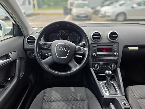 Audi A3 6 of 8