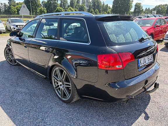 Audi A4 4 of 5