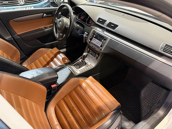 Volkswagen Passat 14 of 20