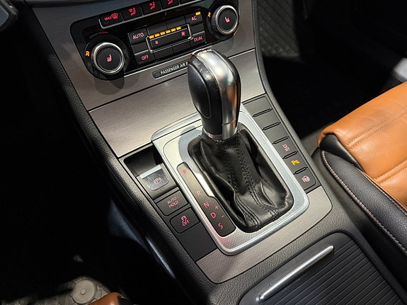 Volkswagen Passat 19 of 20
