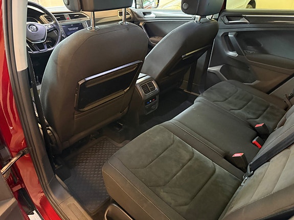 Volkswagen Tiguan 6 of 19