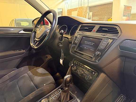 Volkswagen Tiguan 9 of 19