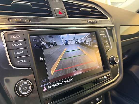 Volkswagen Tiguan 11 of 19