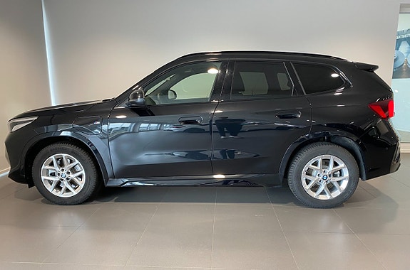 BMW X1 2 of 10
